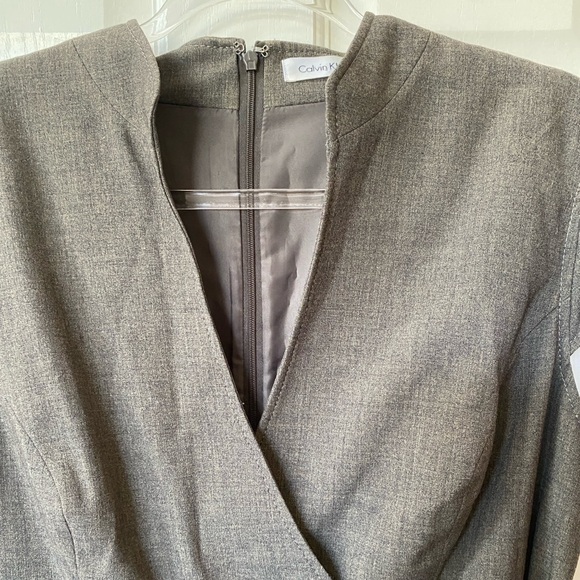 Calvin Klein Women Gray Sheath Mandarin Collar Cap Sleeve Belted Size 12 - Picture 6 of 15